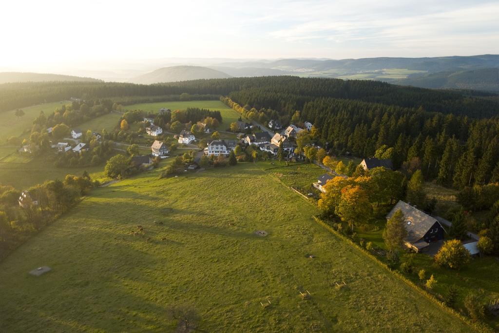 Landschafts-Gasthaus Braeutigam-Hanses Schmallenberg Exterior foto